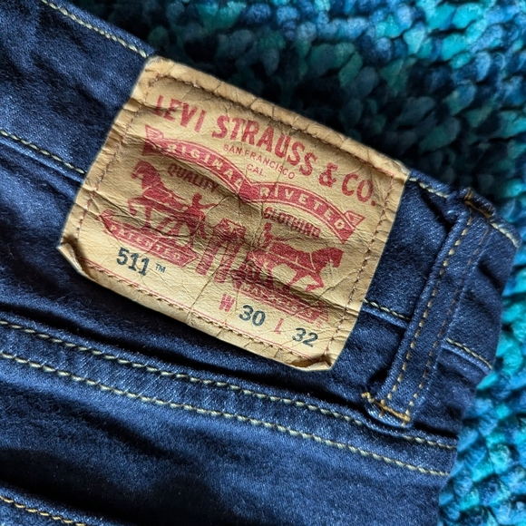 Levi Bermuda Shorts Mens W30 - Picture 6 of 9